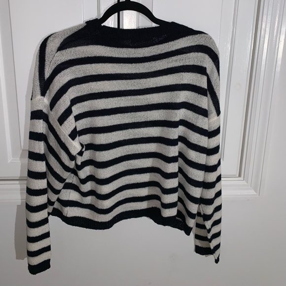 bershka sweater - Picture 2 of 3